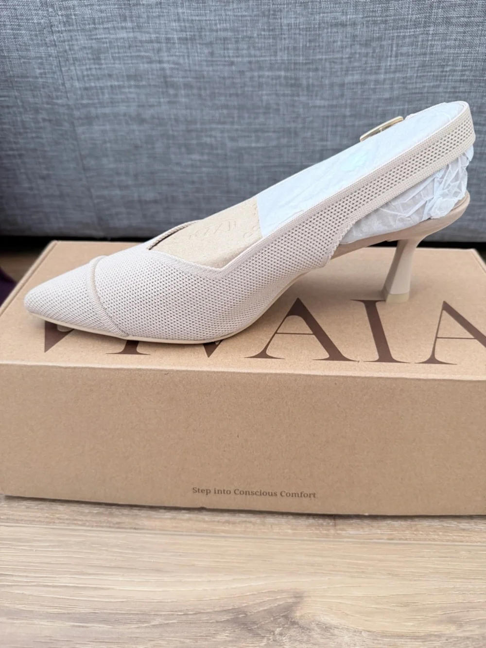 Pointed-Toe Slingback Kitten Heel in Beige - Picture 2 of 3